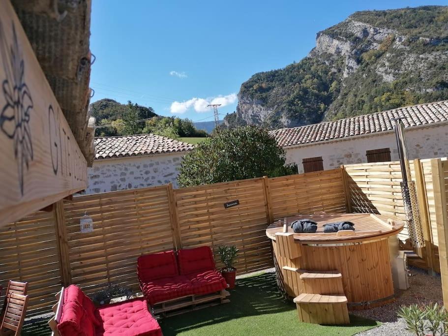 Gite L'Edelweiss 3* La Piarre Eksteriør bilde
